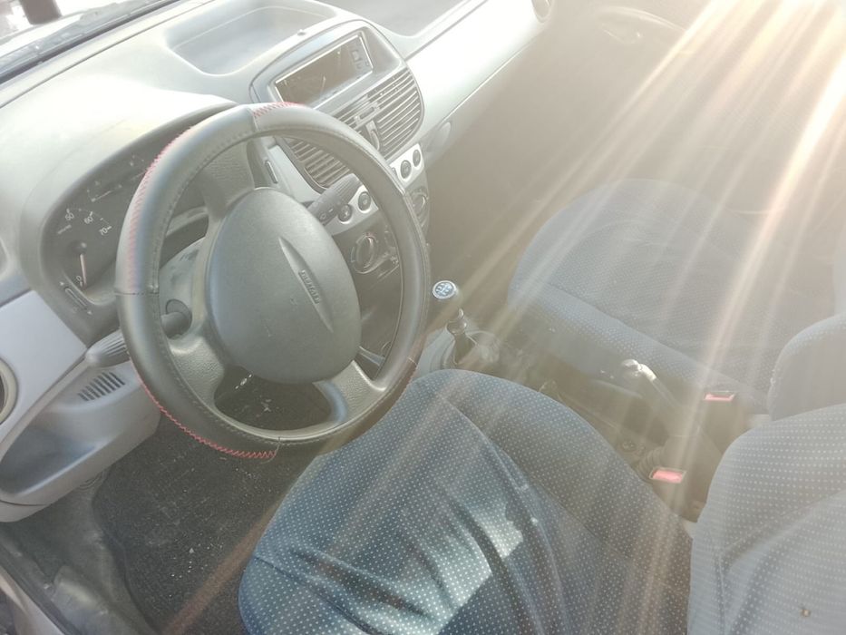 1.200€ Vende-se Punto