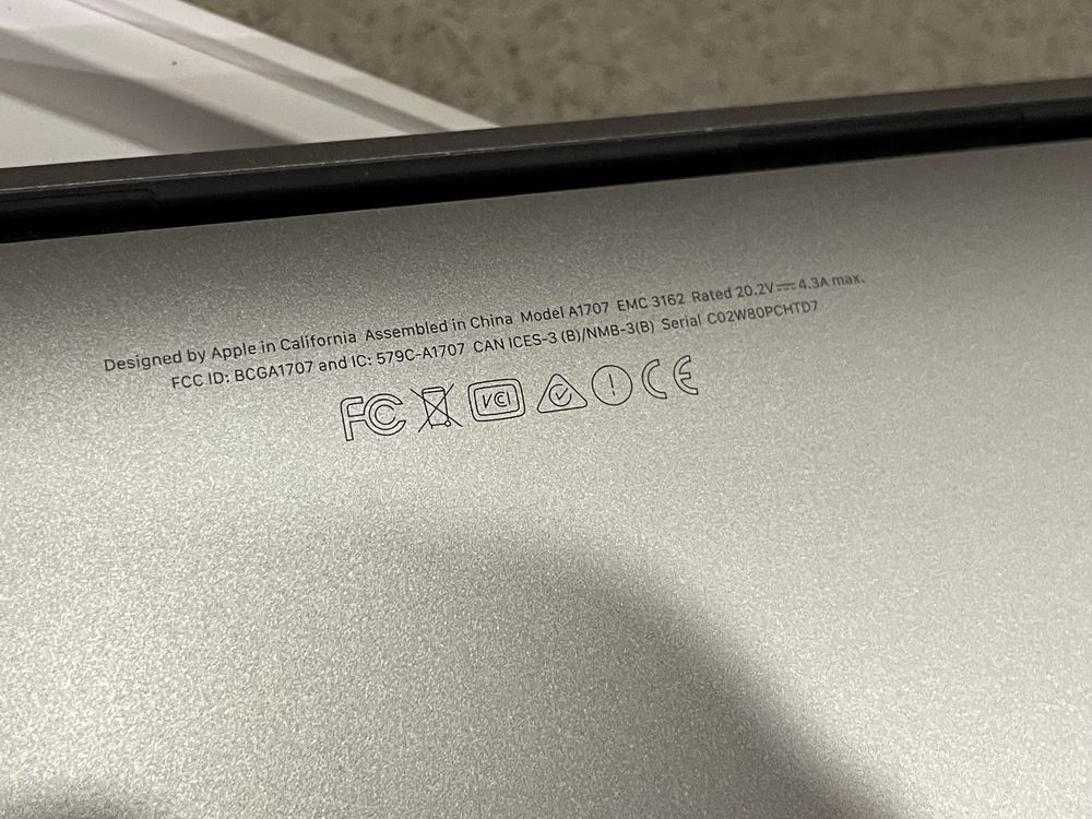 MacBook Pro 15.4 ІДЕАЛ! A1707 I7 2.8 256ssd 16ddr3 radeon Pro550 2gb