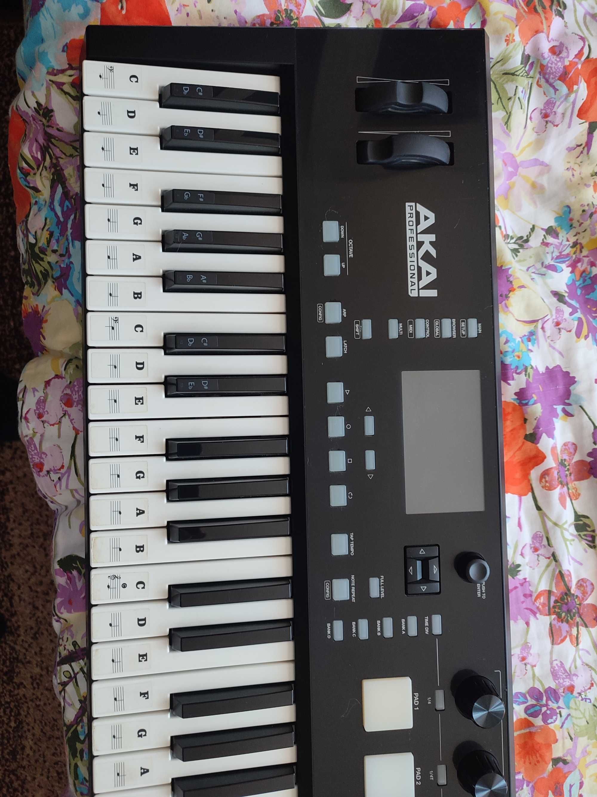 AKAI Advance 61 Sprzedam lub zamienię na inny kontroler MIDI.