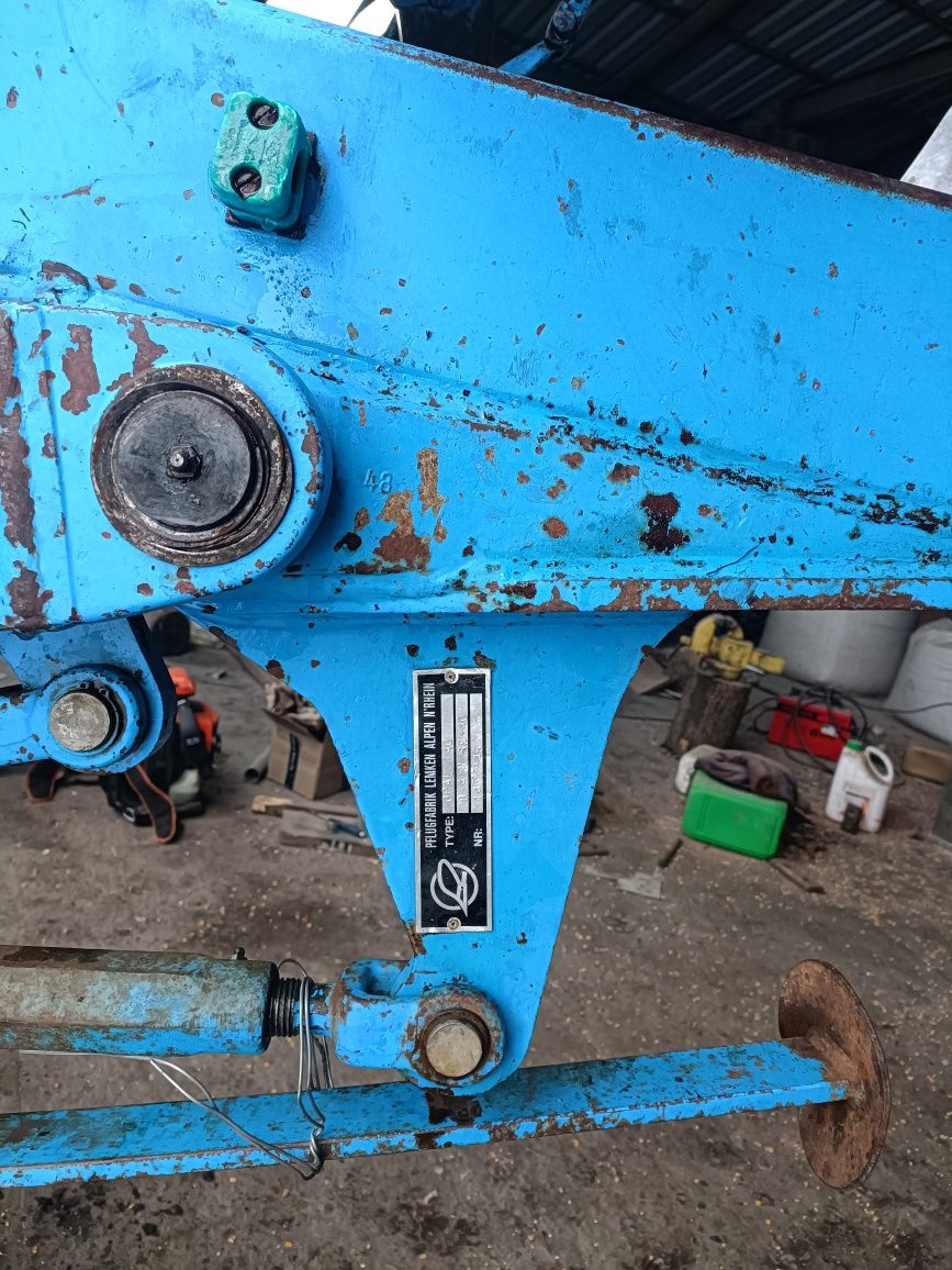Продам плуг Lemken Opal 140 4+
