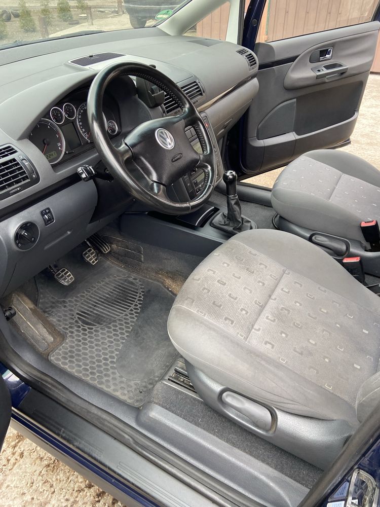 Volkswagen Sharan 2.0TDI авто для зсу