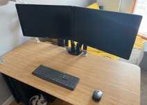 Dwa monitory Dell P2416D + podwójny wysięgnik