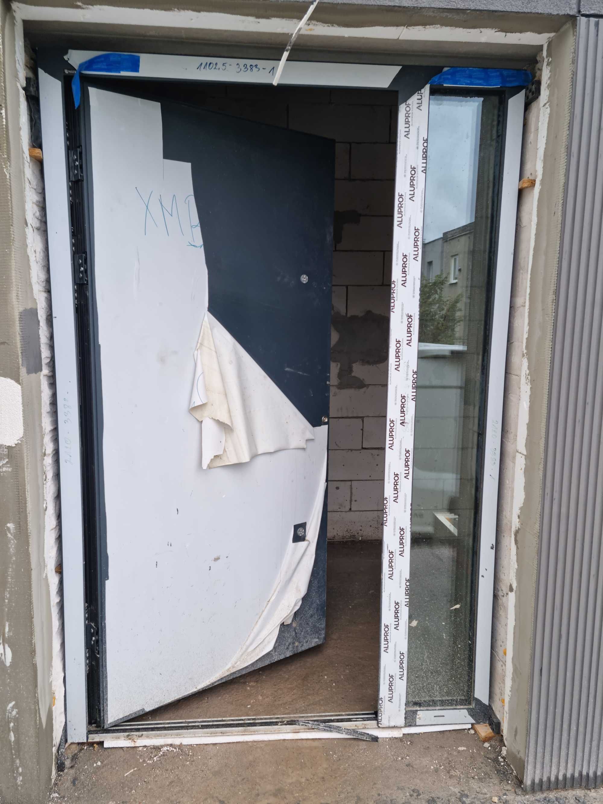 Sprzedam drzwi aluminiowe zewnetrzne nowe 140x210 antracyt Ral 7016