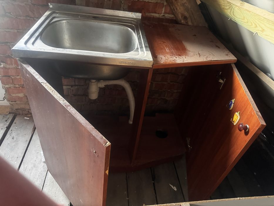 Продам мийку кухонну з тумбою