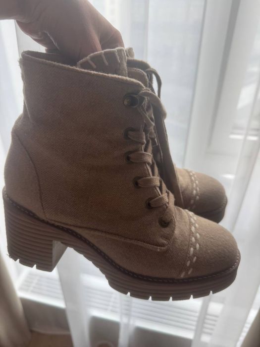 Чоботи the COAT розмір 38