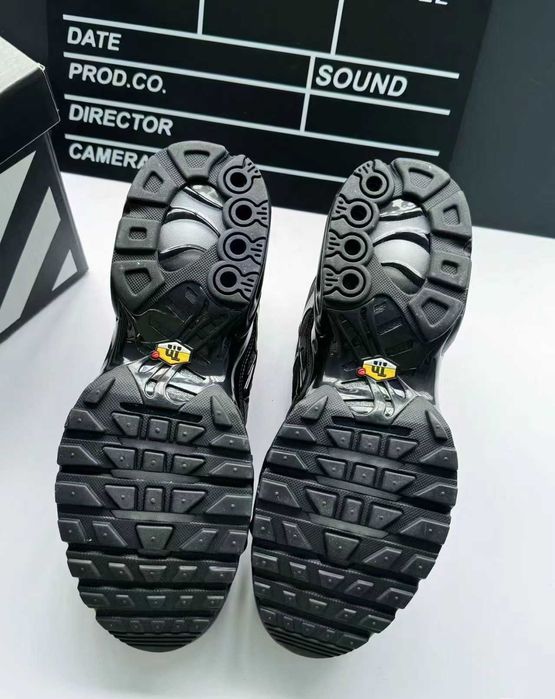 buty_Nike_Air_Max_TN_Plus_Black_Espadryle / Rozmiar.45