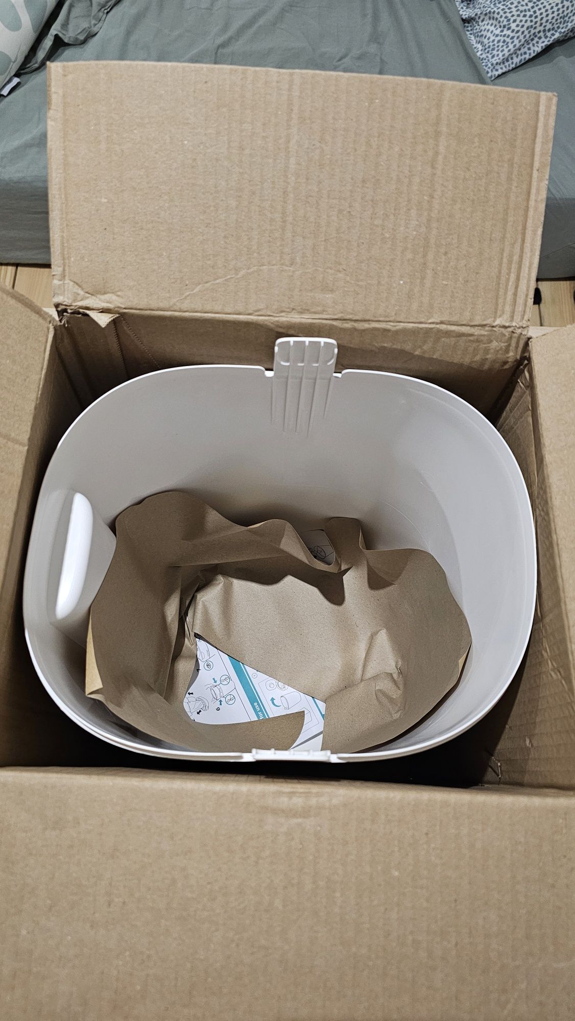 Caixote de Fraldas Tommee Tippee Twist & Click White Novo