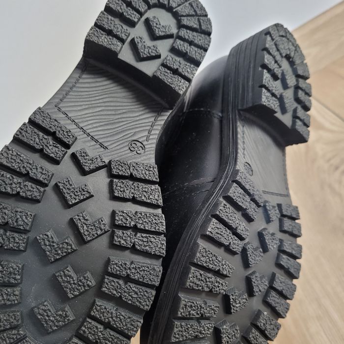 Sztyblety damskie czarne r.38 botki wiosna/jesień