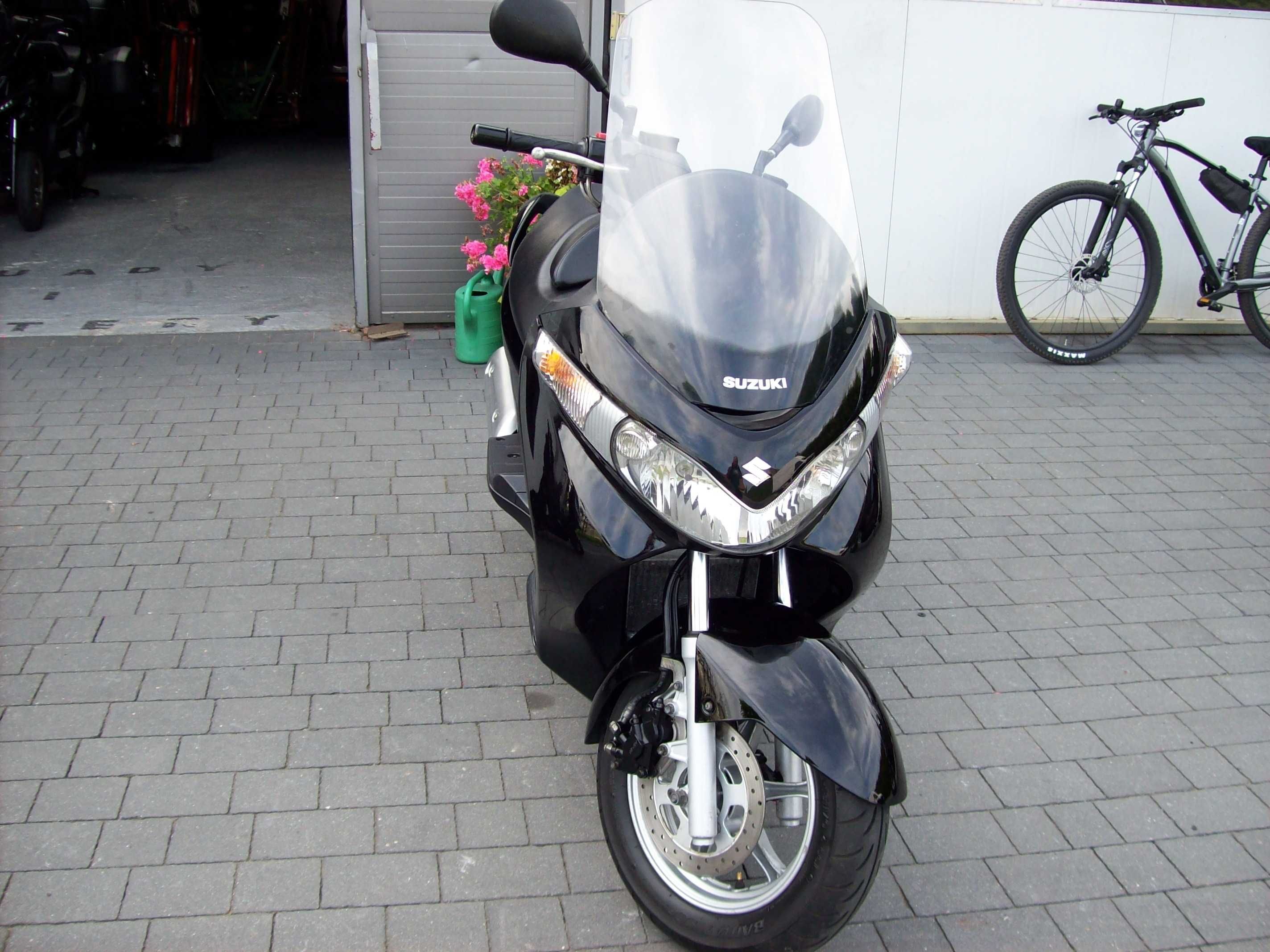 Suzuki Burgman 125