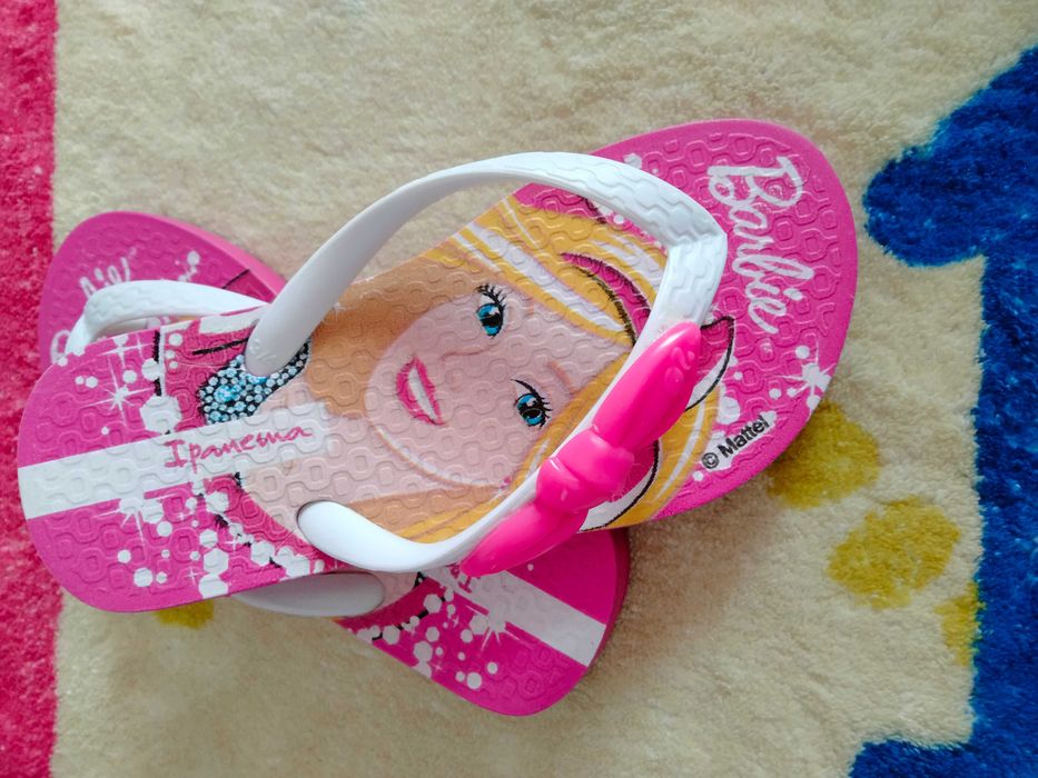 Klapki Barbie (nowe 25/26)