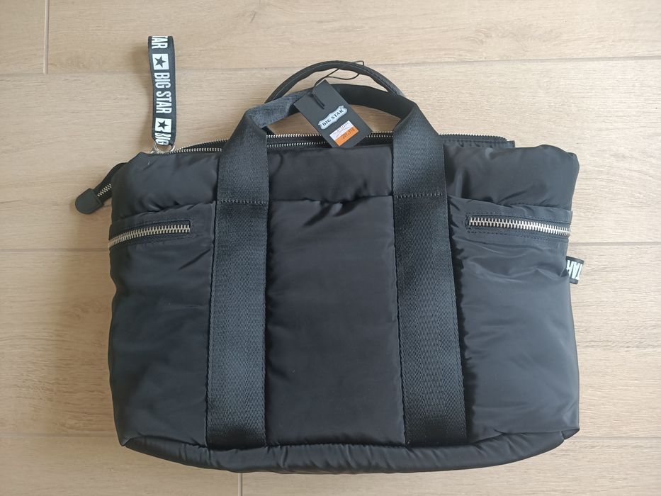 Piękna torebka torba nowa Big Star do ręki Puchowa Czarna