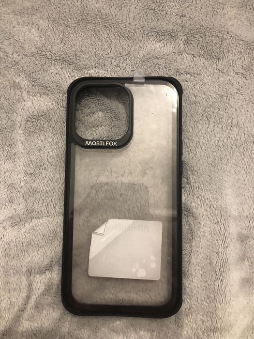 Etui czarne przezroczyste iPhone 16 pro max