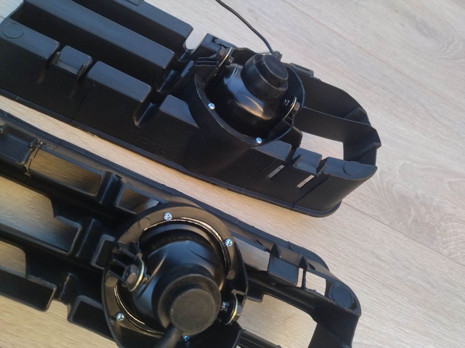 Противотуманки туманки Галогенки решетка в бампер Гольф 4 Golf 4