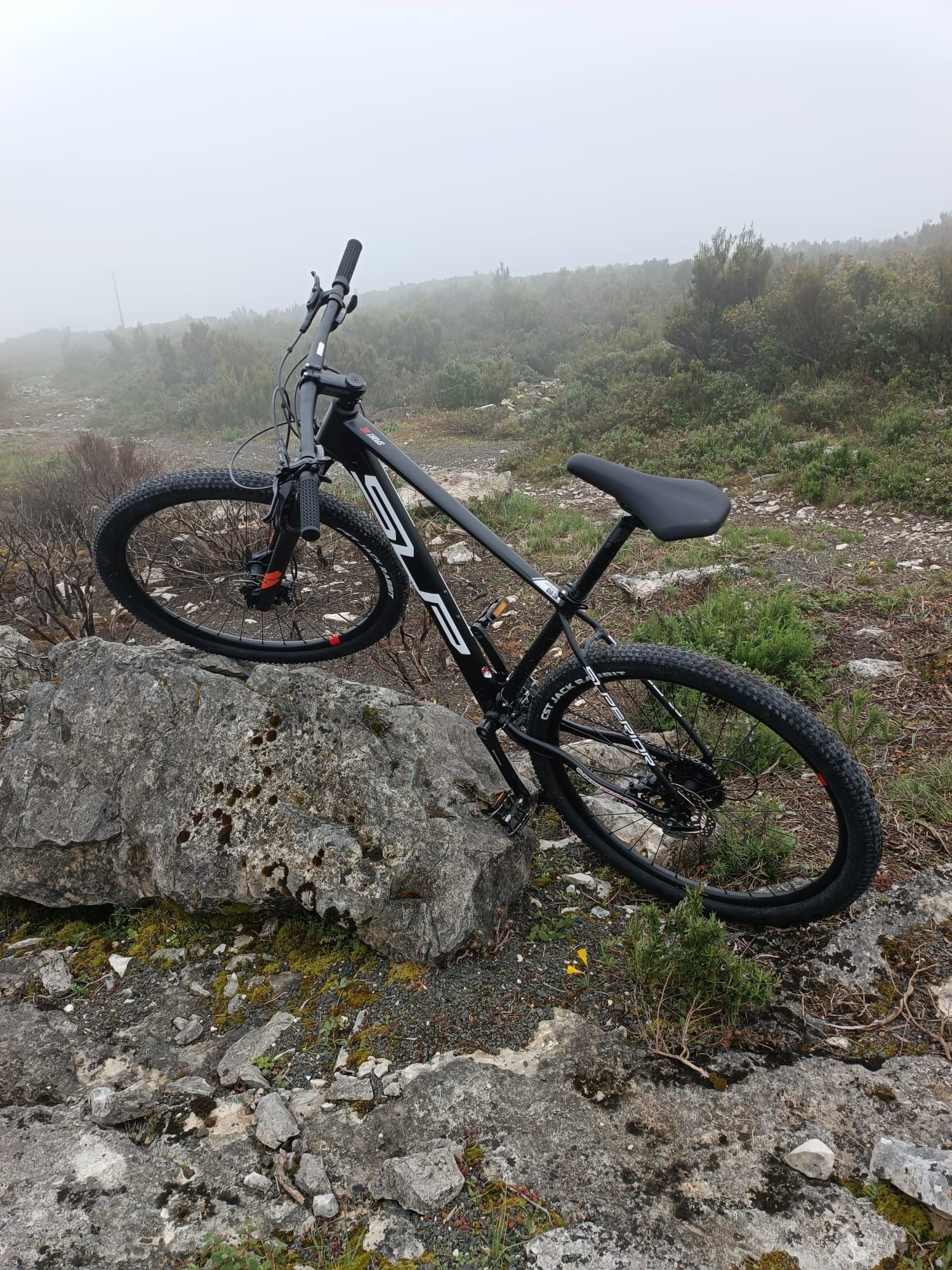 Bicicleta BTT Superior