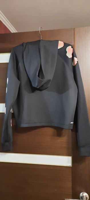 Лонгслив  New balance,  р.S, новый.