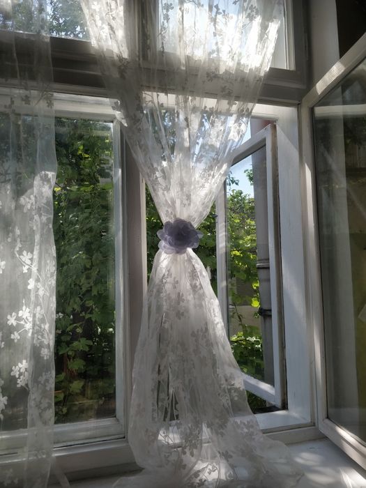 Чокер квітка на шию, прикрасити одежу цветок на шею. Весілля Девичник