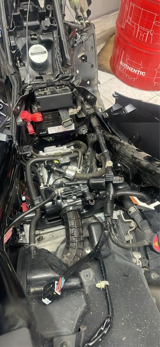 Vendo peças  pcx 21 a 24