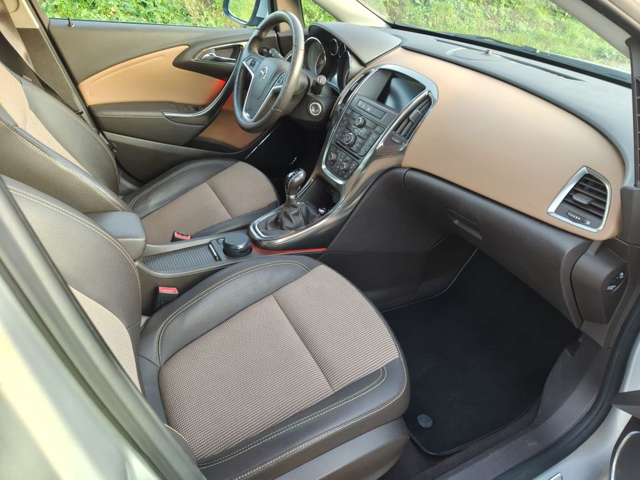 Opel Astra J 1.4 Turbo 140 KM benzyna  bezwypadkowa