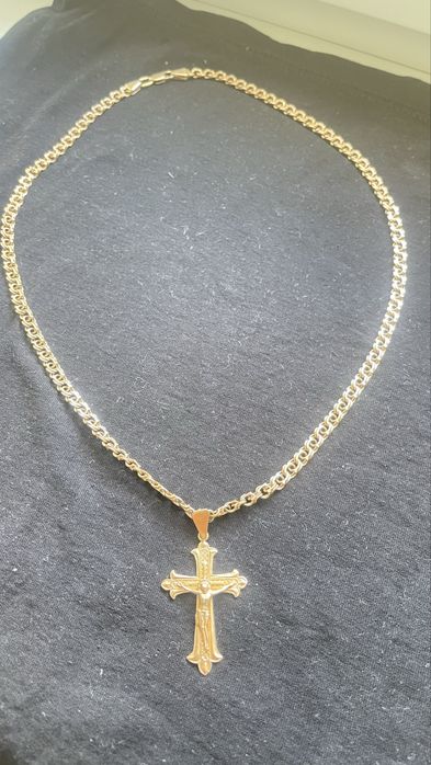 Золотий ланцюжок з крестиком плетіння бісмарк