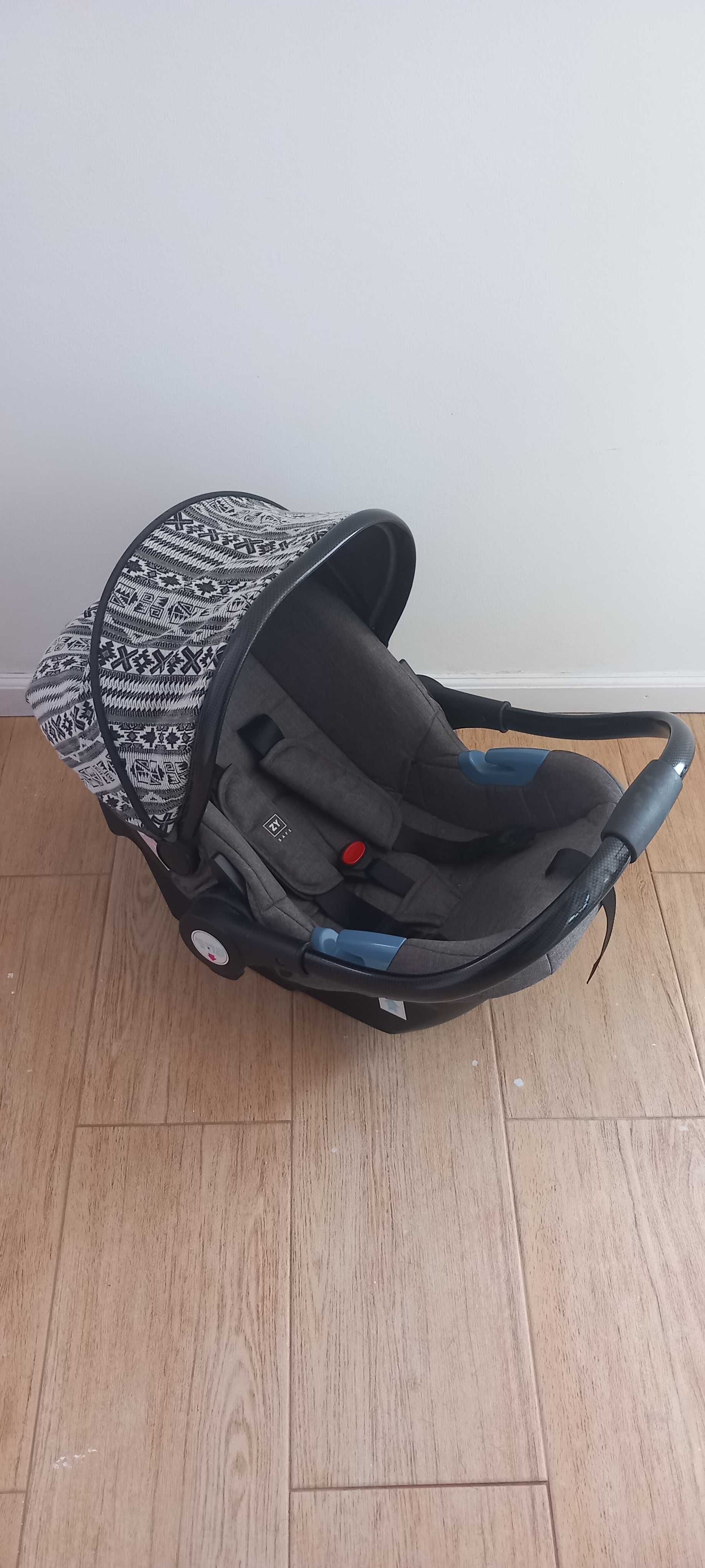 Carrinho de Bebé Trio