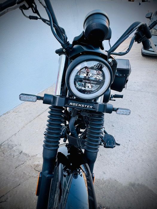 COMO NOVA, com 1 ANO DE GARANTIA! Macbor Rockster 125