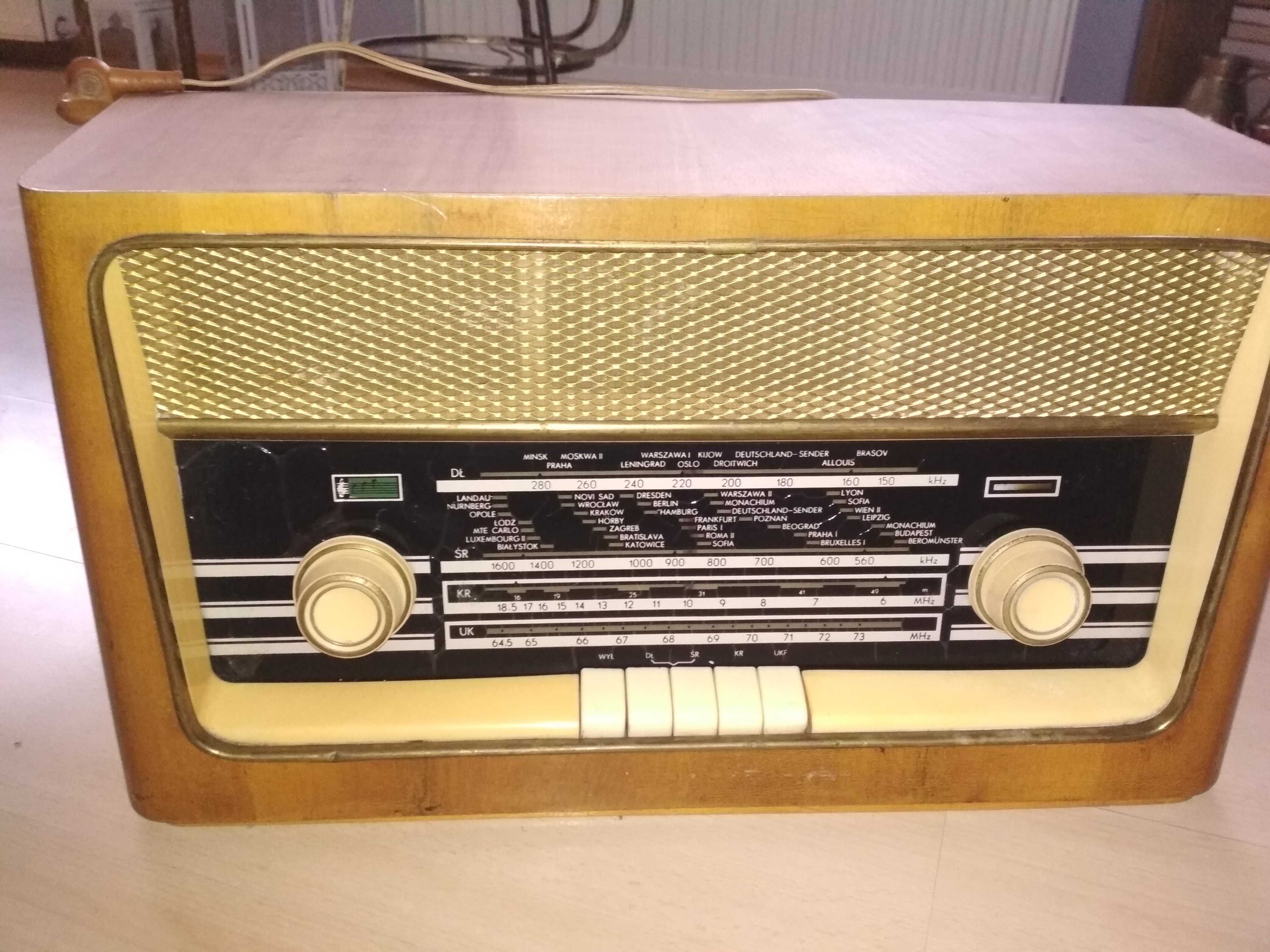 stare radio antyk