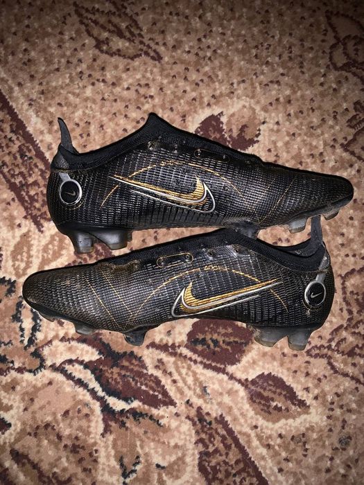 Копочки беушні. хороша якість 41-42 розмір від бренду найк