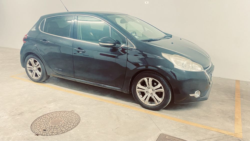 Peugeot 208 e Hdi