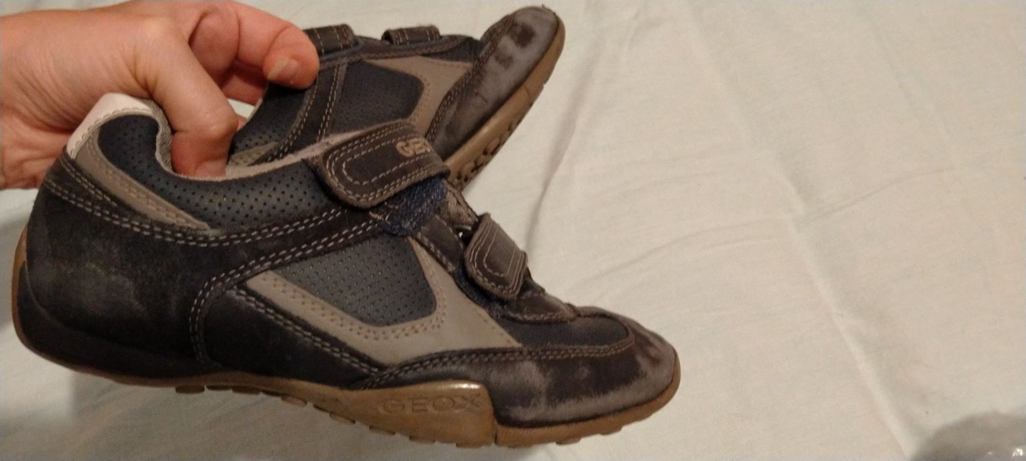 Buty chłopięce Geox stan dobry