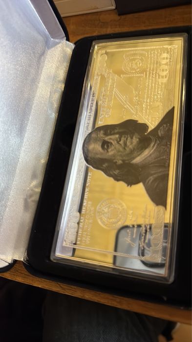 Продам банкноту 100$