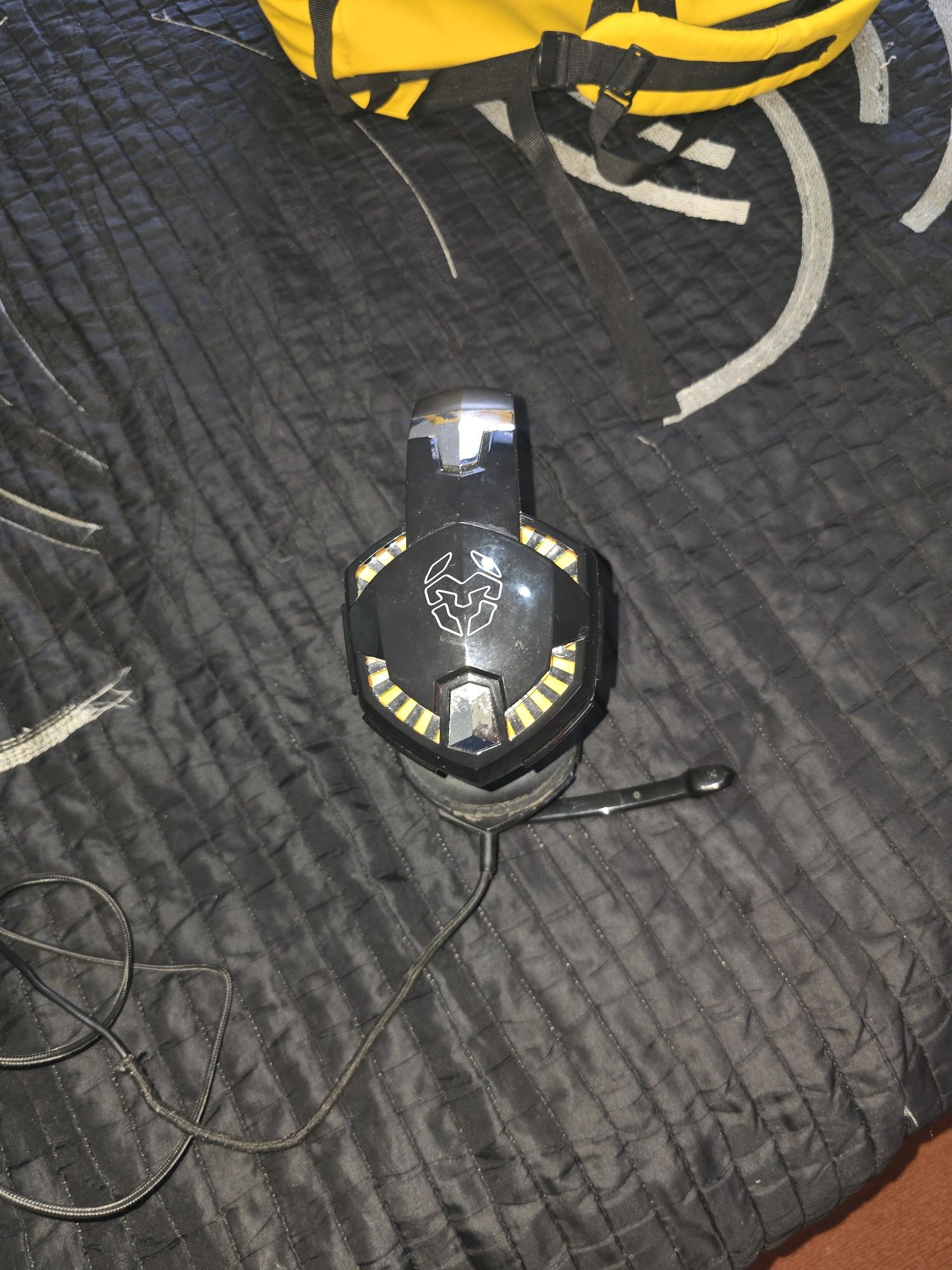 Headset Krom Kyus