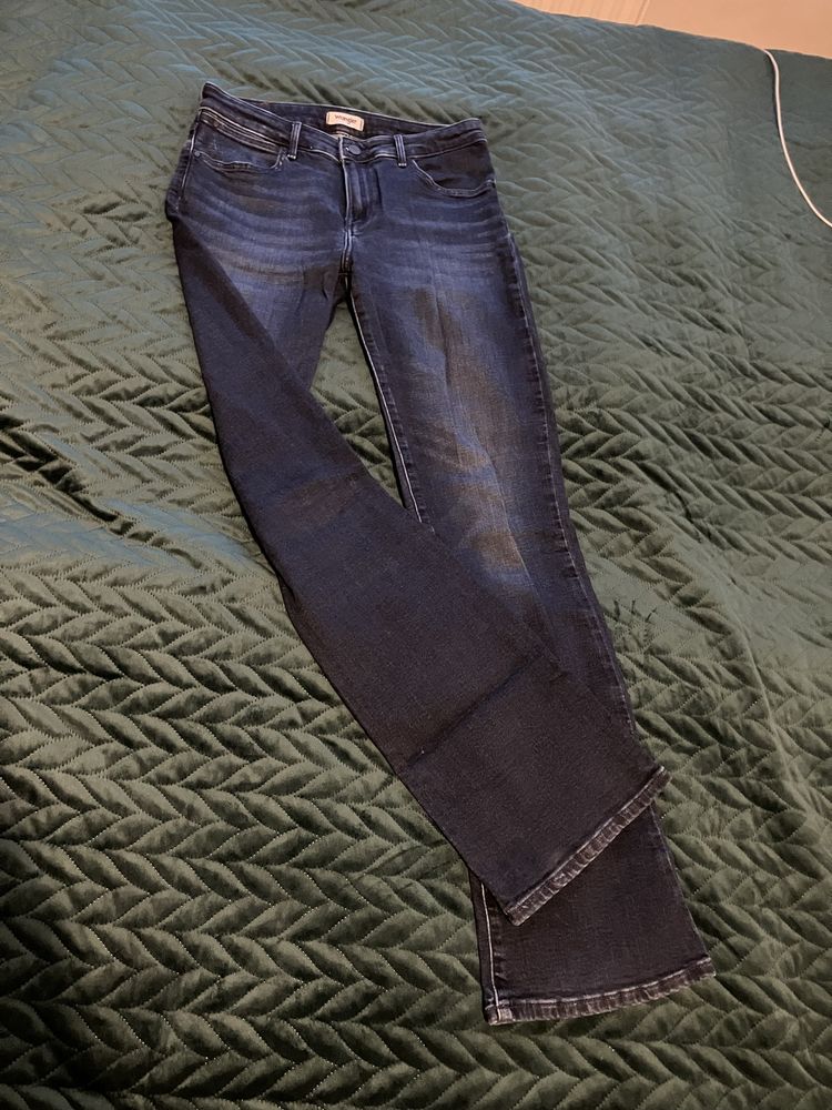 Oryginalne jeansy Wrangler bootcut W29 L32 dzwony