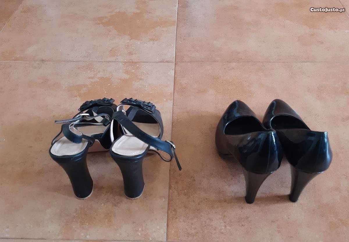 1 Par de Sapatos, e 1 Par de Sandálias número 41 cor preto