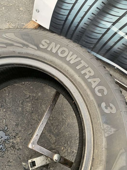 Шини 205/60 R15 Vredestdin зима 2023 рік 7 мм