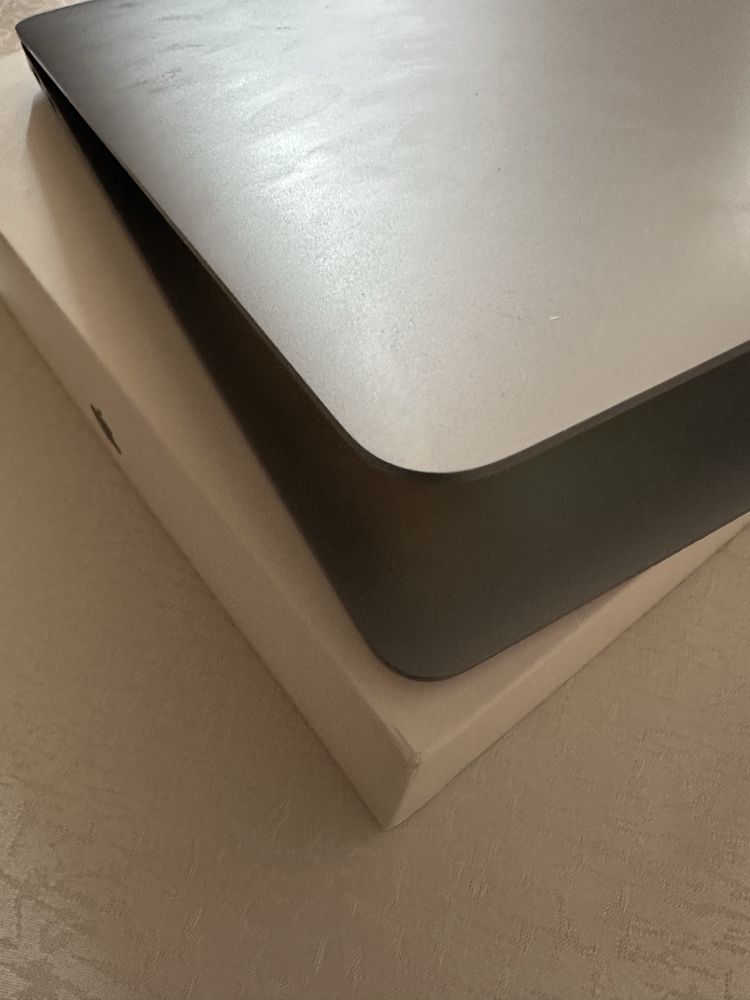 Macbook Air 13  kupiony 14.2.2025 w ispod za gotowke