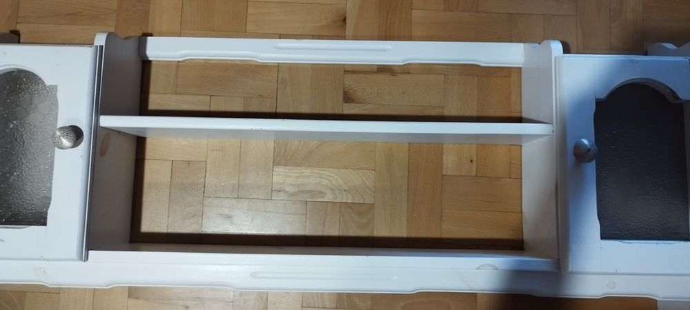 Biała półka szafka wisząca Retro Shabby Chic PRL