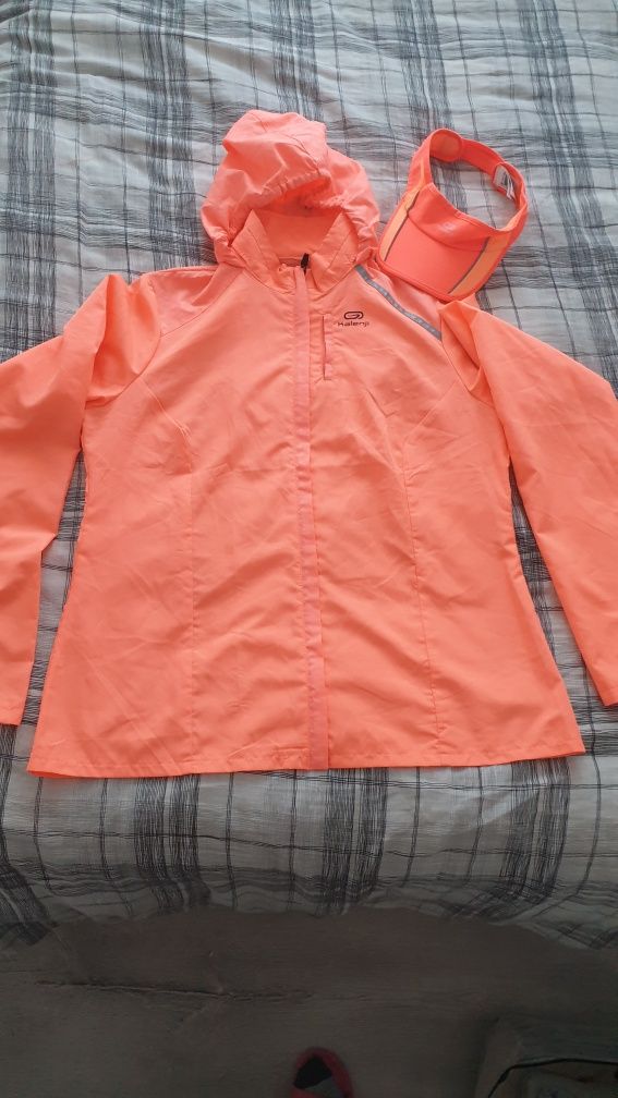 Wiatrówka do biegania plus daszek Decathlon rozmiar XL
