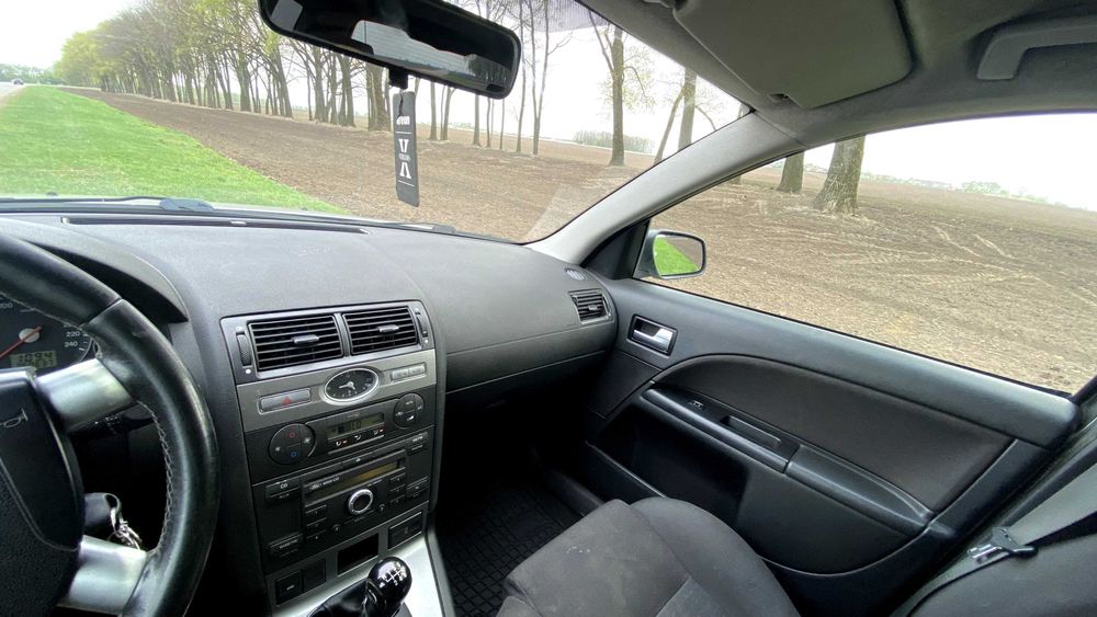 Ford Mondeo 2004 III покоління (FL) • 2.0TDCi MT (130 к.с.) • Base