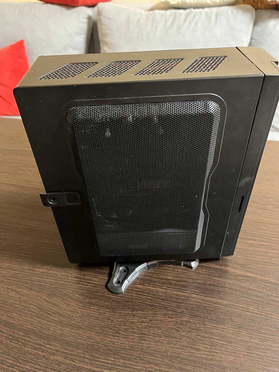 Міні ПК у корпусі GAMEMAX ST102