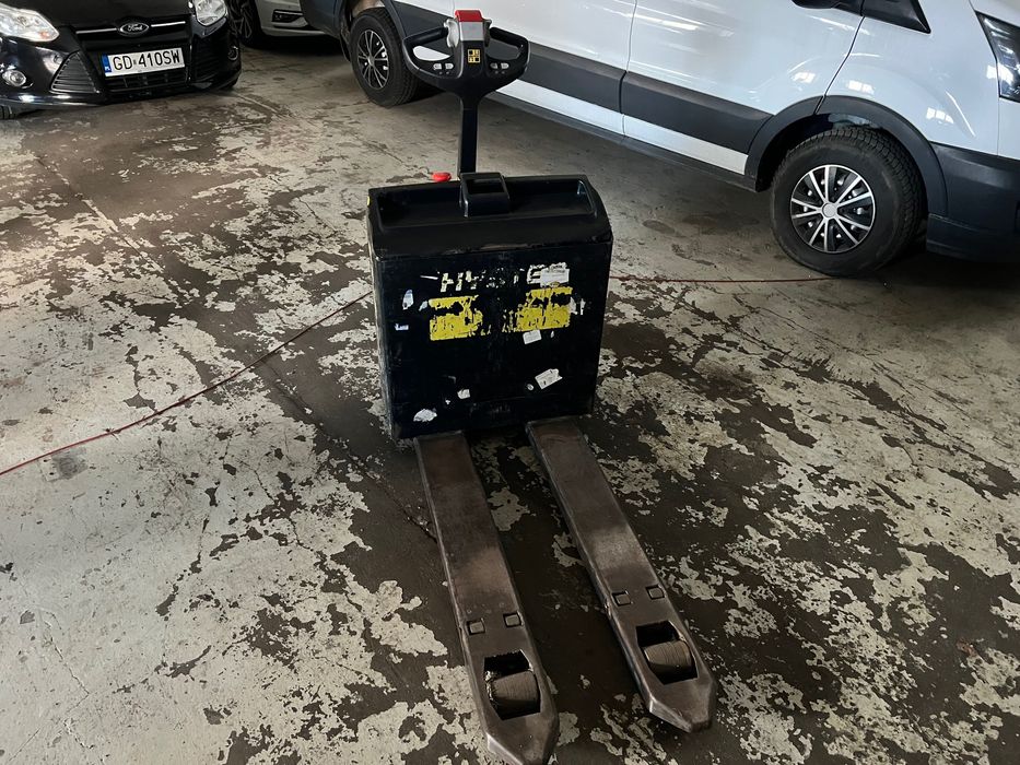 Wózek paletowy elektryczny Hyster P 1.6 – 2017 r., 1600 kg, 5500 mth