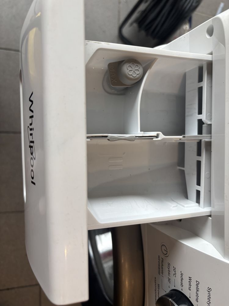 Spedam pralkę Whirlpool FFD 9458BSV PL