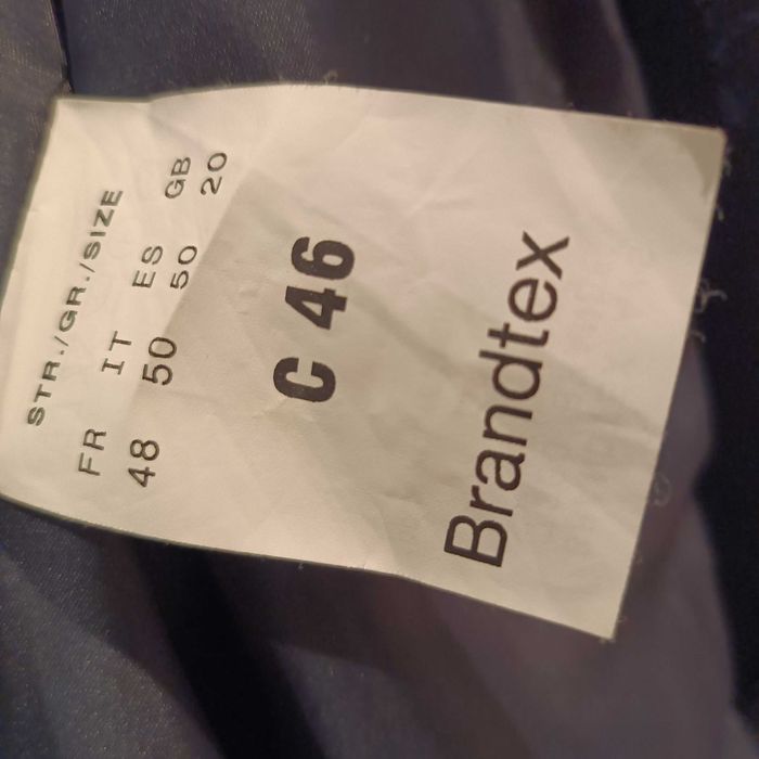 Długa damska marynarka