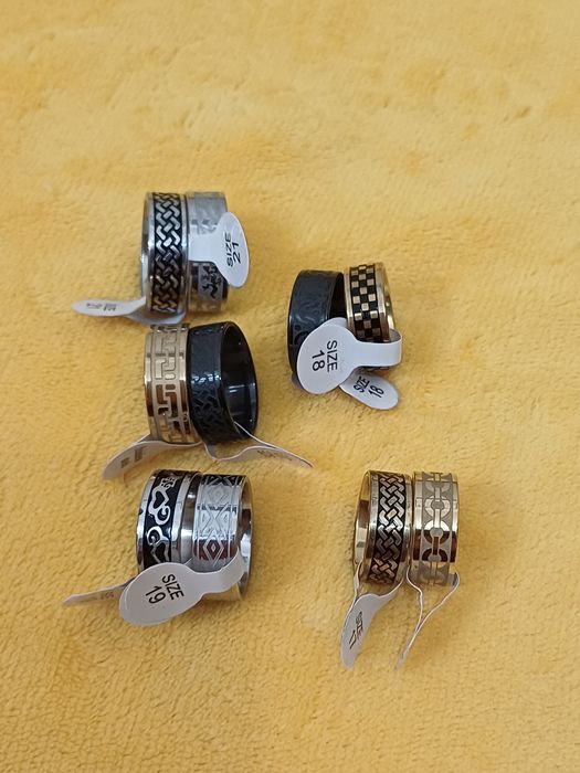 Conjunto de 10 anéis