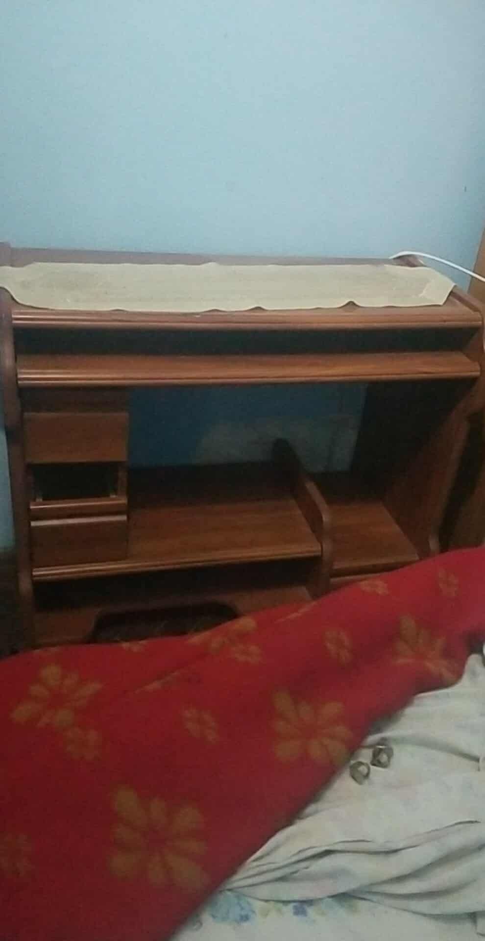 Escravaninha impecavel