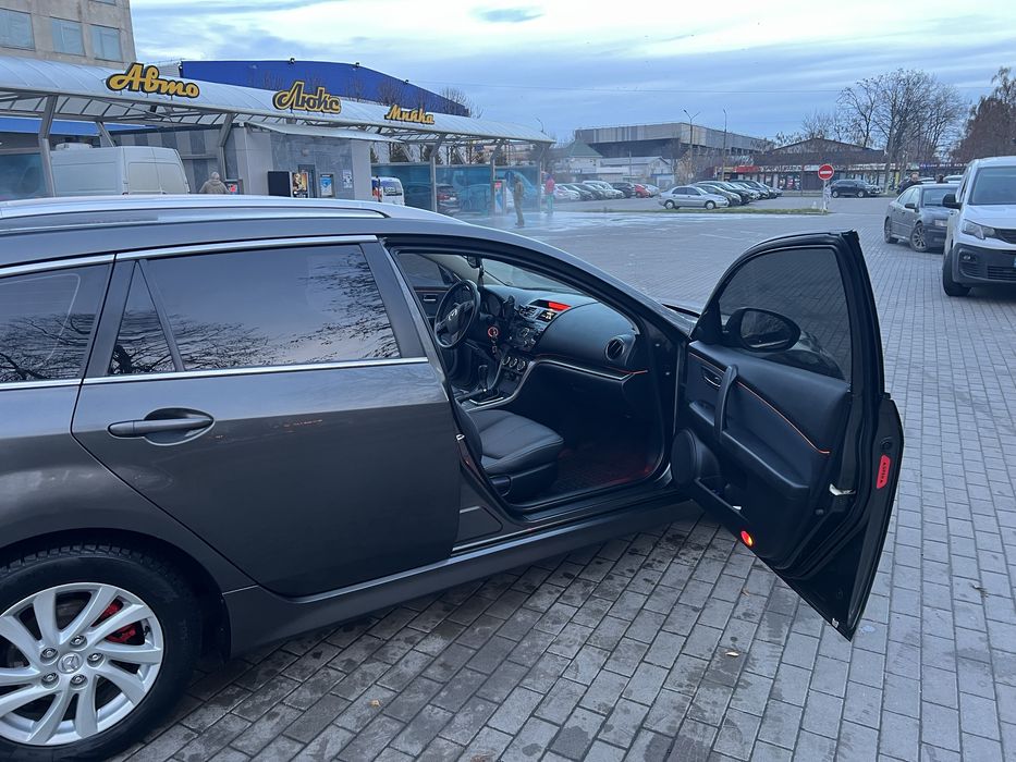 Mazda 6 GH 2011 р. 2.2 дизель