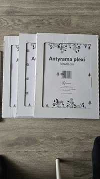 Antyrama plexi 30x40cm,  28x35cm