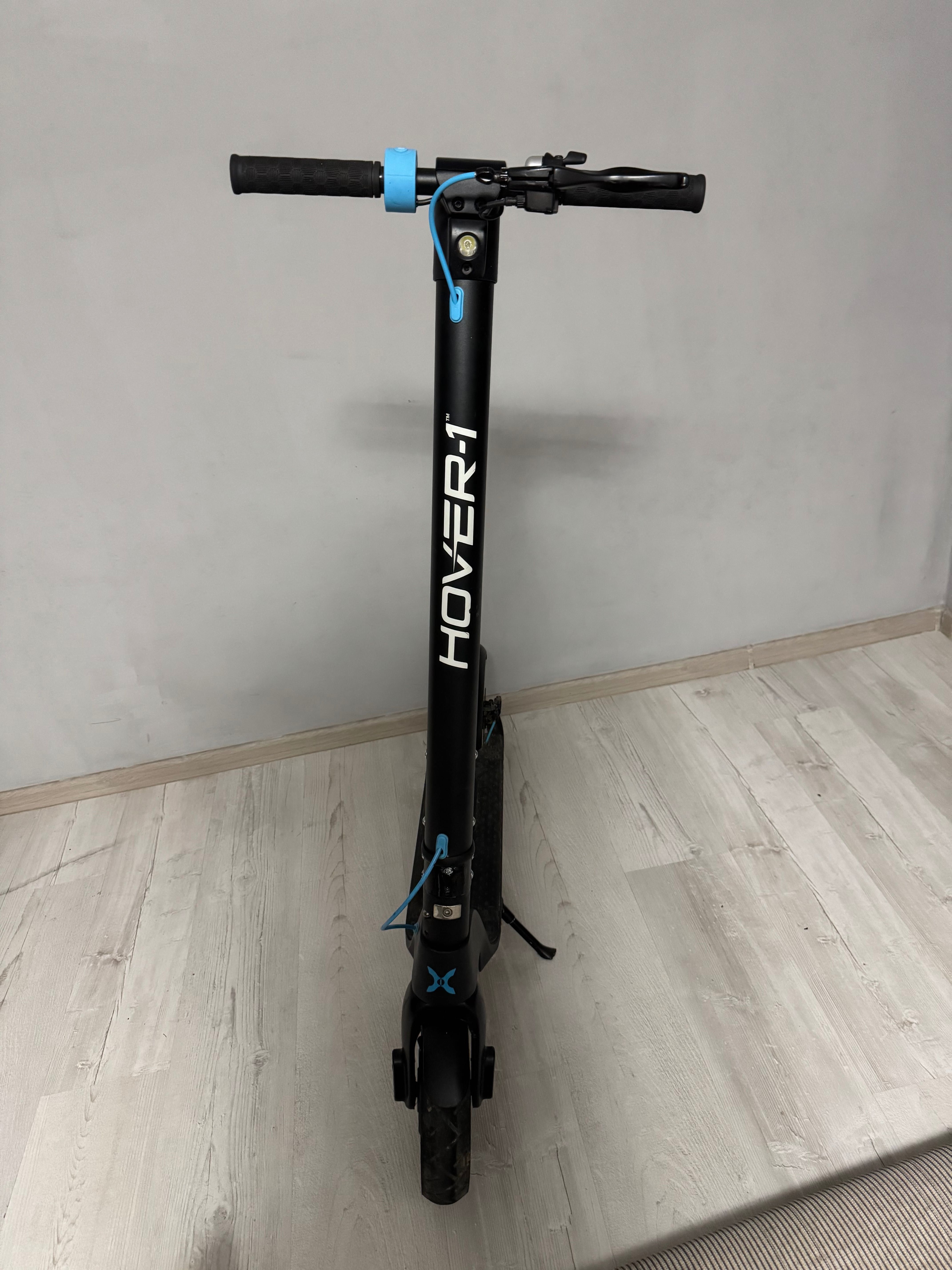 Hover-1. Продаю електро самокат в хорошому стані