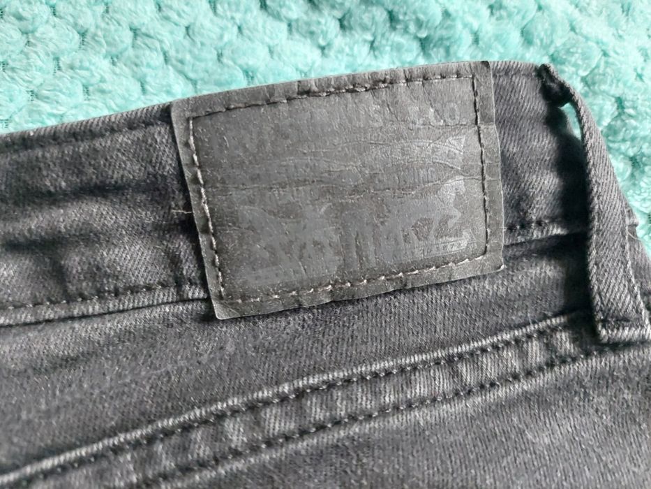 Levis Levi's jeansy czarne 26 zapraszam super spodnie