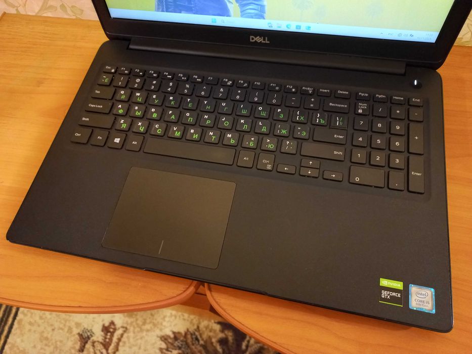 Игровой Видео GTX 1650  (4 ГБ)  Core i5 8265U/ 16 DDR4/ SSD/ Dell 86