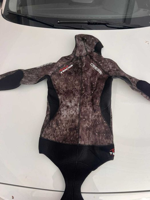 Fato de caça submarina Cressi 2 peças – Tamanho M, impecável